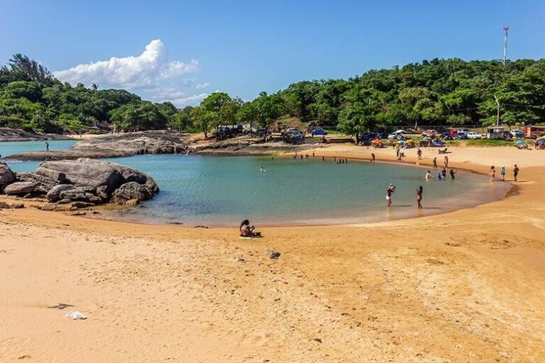 10 Melhores Praias De Guarapari