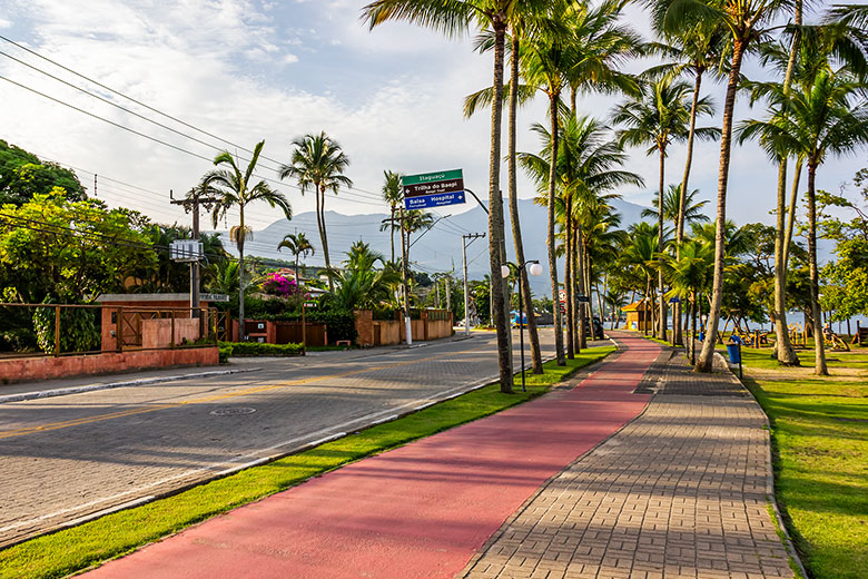 onde ficar em Ilhabela sem carro