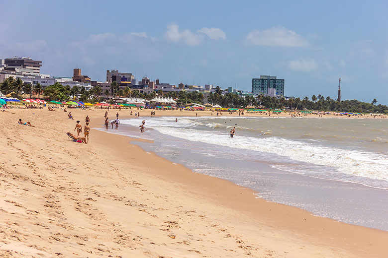 melhor praia para se hospedar em João Pessoa